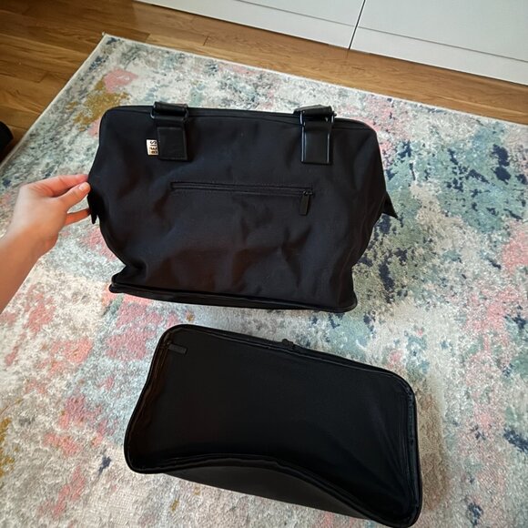 BÉIS The Weekender Bag – Black Travel Tote with Shoe Compartment - Picture 4 of 11